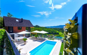 Gorgeous Home In Donja Stubica With Jacuzzi